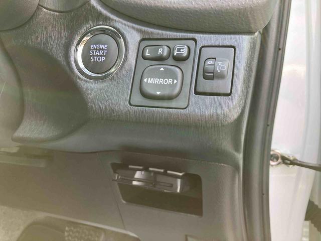 ヴィッツＦ　スマイルエディションナビ／Ｂカメラ／ＴＶ／ＤＩＳＣ／ＢＴ　ＥＴＣ　プッシュボタンスタート／スマートキー　買い物アシストシート（千葉県）の中古車