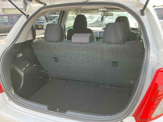 ヴィッツＦ　スマイルエディションナビ／Ｂカメラ／ＴＶ／ＤＩＳＣ／ＢＴ　ＥＴＣ　プッシュボタンスタート／スマートキー　買い物アシストシート（千葉県）の中古車