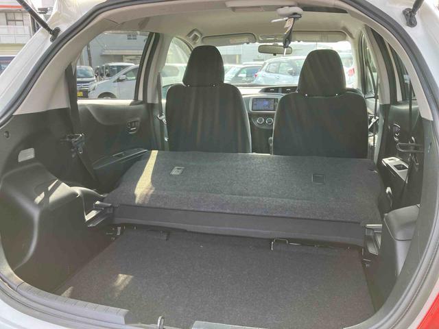 ヴィッツＦ　スマイルエディションナビ／Ｂカメラ／ＴＶ／ＤＩＳＣ／ＢＴ　ＥＴＣ　プッシュボタンスタート／スマートキー　買い物アシストシート（千葉県）の中古車