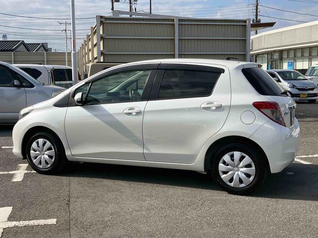 ヴィッツＦ　スマイルエディションナビ／Ｂカメラ／ＴＶ／ＤＩＳＣ／ＢＴ　ＥＴＣ　プッシュボタンスタート／スマートキー　買い物アシストシート（千葉県）の中古車