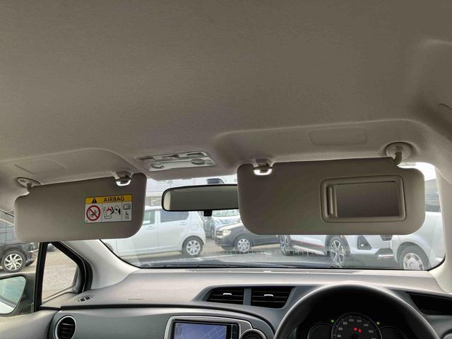 ヴィッツＦ　スマイルエディションナビ／Ｂカメラ／ＴＶ／ＤＩＳＣ／ＢＴ　ＥＴＣ　プッシュボタンスタート／スマートキー　買い物アシストシート（千葉県）の中古車