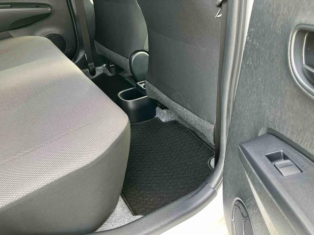 ヴィッツＦ　スマイルエディションナビ／Ｂカメラ／ＴＶ／ＤＩＳＣ／ＢＴ　ＥＴＣ　プッシュボタンスタート／スマートキー　買い物アシストシート（千葉県）の中古車