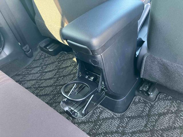 アクアＧバックカメラ連動ワンセグナビ　ブルートゥース対応　ＡＵＸ接続　ビルトインＥＴＣ　オートクルーズコントロール　前席シートヒーター　テレスコピックステアリング　運転席シートアジャスター　キーレスエントリー（千葉県）の中古車