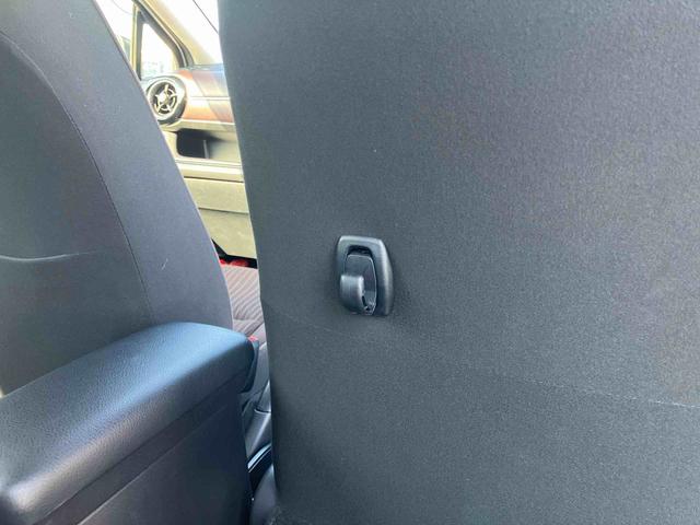 アクアＧバックカメラ連動ワンセグナビ　ブルートゥース対応　ＡＵＸ接続　ビルトインＥＴＣ　オートクルーズコントロール　前席シートヒーター　テレスコピックステアリング　運転席シートアジャスター　キーレスエントリー（千葉県）の中古車