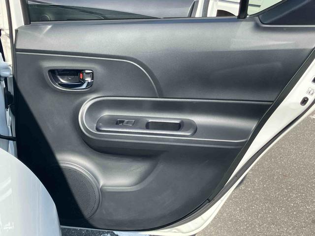 アクアＧバックカメラ連動ワンセグナビ　ブルートゥース対応　ＡＵＸ接続　ビルトインＥＴＣ　オートクルーズコントロール　前席シートヒーター　テレスコピックステアリング　運転席シートアジャスター　キーレスエントリー（千葉県）の中古車