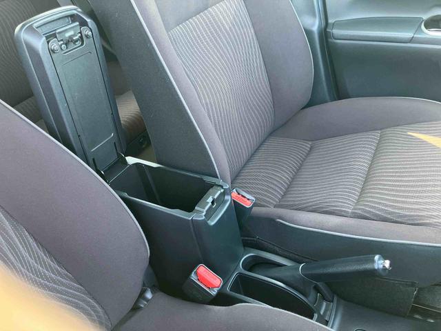 アクアＧバックカメラ連動ワンセグナビ　ブルートゥース対応　ＡＵＸ接続　ビルトインＥＴＣ　オートクルーズコントロール　前席シートヒーター　テレスコピックステアリング　運転席シートアジャスター　キーレスエントリー（千葉県）の中古車