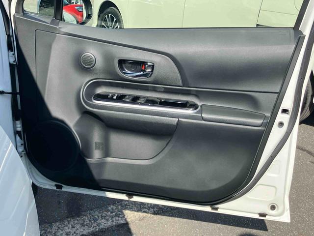 アクアＧバックカメラ連動ワンセグナビ　ブルートゥース対応　ＡＵＸ接続　ビルトインＥＴＣ　オートクルーズコントロール　前席シートヒーター　テレスコピックステアリング　運転席シートアジャスター　キーレスエントリー（千葉県）の中古車