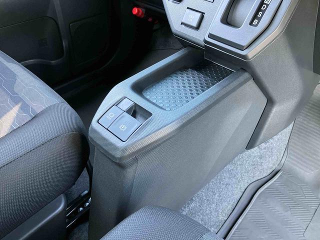 タフトＸガラスルーフ　ＬＥＤヘッドライト　バックカメラ／ステアリングスイッチ　電動パーキングブレーキ　オートライト　プッシュボタンスターター　オート格納式ドアミラー　衝突被害軽減ブレーキ　コーナーセンサー（千葉県）の中古車