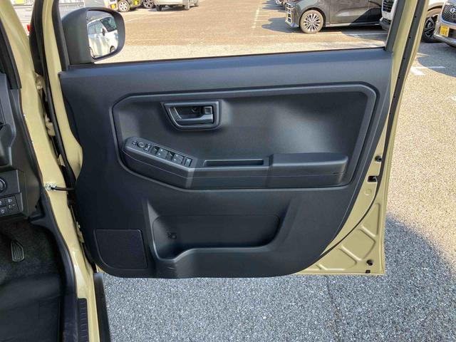 タフトＸガラスルーフ　ＬＥＤヘッドライト　バックカメラ／ステアリングスイッチ　電動パーキングブレーキ　オートライト　プッシュボタンスターター　オート格納式ドアミラー　衝突被害軽減ブレーキ　コーナーセンサー（千葉県）の中古車