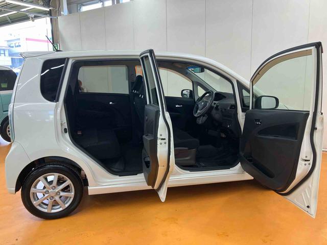 ムーヴカスタム　Ｘリミテッドバックカメラ連動ワンセグナビ　ＡＵＸ接続　プッシュエンジンスタート　キーフリーシステム　セキュリティアラーム　照明．バニティーミラー付き左右サンバイザー　チルトステアリング　運転席シートリフター（千葉県）の中古車