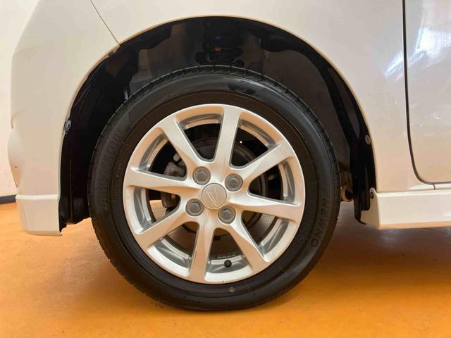 ムーヴカスタム　Ｘリミテッドバックカメラ連動ワンセグナビ　ＡＵＸ接続　プッシュエンジンスタート　キーフリーシステム　セキュリティアラーム　照明．バニティーミラー付き左右サンバイザー　チルトステアリング　運転席シートリフター（千葉県）の中古車