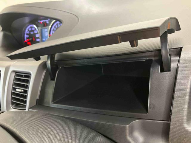 ムーヴカスタム　Ｘリミテッドバックカメラ連動ワンセグナビ　ＡＵＸ接続　プッシュエンジンスタート　キーフリーシステム　セキュリティアラーム　照明．バニティーミラー付き左右サンバイザー　チルトステアリング　運転席シートリフター（千葉県）の中古車