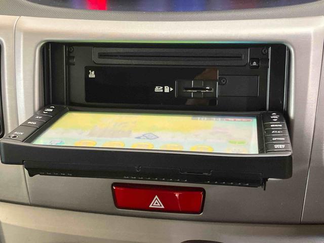 ムーヴカスタム　Ｘリミテッドバックカメラ連動ワンセグナビ　ＡＵＸ接続　プッシュエンジンスタート　キーフリーシステム　セキュリティアラーム　照明．バニティーミラー付き左右サンバイザー　チルトステアリング　運転席シートリフター（千葉県）の中古車