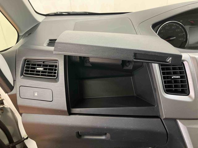 ムーヴカスタム　Ｘリミテッドバックカメラ連動ワンセグナビ　ＡＵＸ接続　プッシュエンジンスタート　キーフリーシステム　セキュリティアラーム　照明．バニティーミラー付き左右サンバイザー　チルトステアリング　運転席シートリフター（千葉県）の中古車