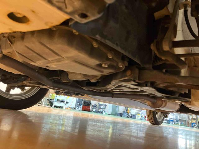 ムーヴカスタム　Ｘリミテッドバックカメラ連動ワンセグナビ　ＡＵＸ接続　プッシュエンジンスタート　キーフリーシステム　セキュリティアラーム　照明．バニティーミラー付き左右サンバイザー　チルトステアリング　運転席シートリフター（千葉県）の中古車