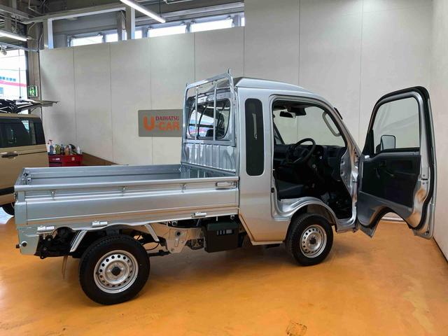 ハイゼットトラックジャンボスタンダード 4WDテールゲートチェーン 前後コーナーセンサー オートライト オートハイビーム 衝突回避支援システム 横滑り防止装置 アイドリングストップ マニュアルレベリング機能付ハロゲンヘッドライト(千葉県)の中古車