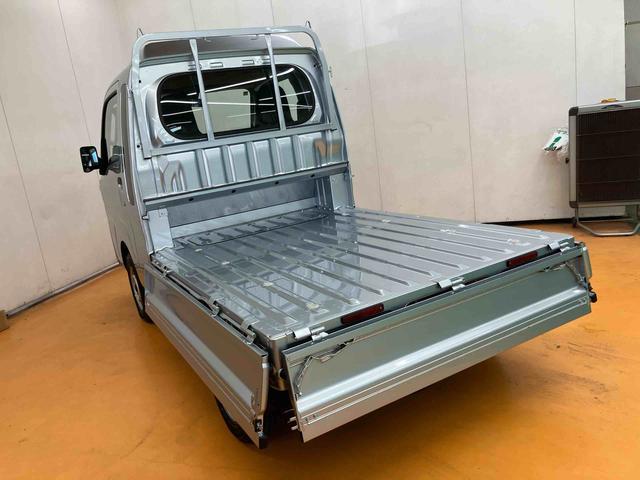 ハイゼットトラックジャンボスタンダード 4WDテールゲートチェーン 前後コーナーセンサー オートライト オートハイビーム 衝突回避支援システム 横滑り防止装置 アイドリングストップ マニュアルレベリング機能付ハロゲンヘッドライト(千葉県)の中古車