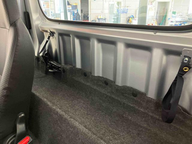 ハイゼットトラックジャンボスタンダード 4WDテールゲートチェーン 前後コーナーセンサー オートライト オートハイビーム 衝突回避支援システム 横滑り防止装置 アイドリングストップ マニュアルレベリング機能付ハロゲンヘッドライト(千葉県)の中古車