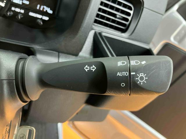 ハイゼットトラックジャンボスタンダード 4WDテールゲートチェーン 前後コーナーセンサー オートライト オートハイビーム 衝突回避支援システム 横滑り防止装置 アイドリングストップ マニュアルレベリング機能付ハロゲンヘッドライト(千葉県)の中古車