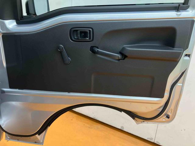 ハイゼットトラックジャンボスタンダード 4WDテールゲートチェーン 前後コーナーセンサー オートライト オートハイビーム 衝突回避支援システム 横滑り防止装置 アイドリングストップ マニュアルレベリング機能付ハロゲンヘッドライト(千葉県)の中古車