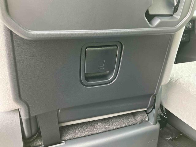 タントＸバックカメラ　ＬＥＤヘッドライト　オートライト　オートハイビーム　スマアシ　前後コーナーセンサー　シートヒーター　左側電動スライドドア　オートエアコン　電動駐車ブレーキ　プッシュスタート　キーフリー（千葉県）の中古車