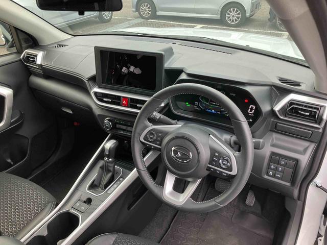 ロッキープレミアムG HEVハイブリッド 全車速追従クルコン ADB LEDヘッドライト オートライト リヤフォグ バックカメラ スマアシ コーナーセンサー シートヒーター キーフリー プッシュスタート 電動駐車ブレーキ アルミ(千葉県)の中古車