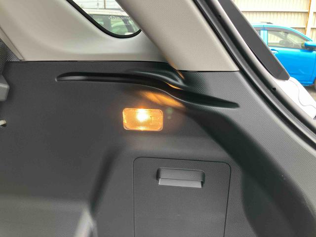 ロッキープレミアムG HEVハイブリッド 全車速追従クルコン ADB LEDヘッドライト オートライト リヤフォグ バックカメラ スマアシ コーナーセンサー シートヒーター キーフリー プッシュスタート 電動駐車ブレーキ アルミ(千葉県)の中古車