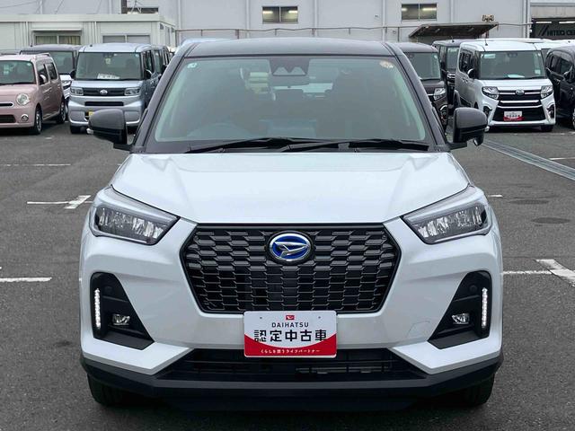 ロッキープレミアムG HEVハイブリッド 全車速追従クルコン ADB LEDヘッドライト オートライト リヤフォグ バックカメラ スマアシ コーナーセンサー シートヒーター キーフリー プッシュスタート 電動駐車ブレーキ アルミ(千葉県)の中古車