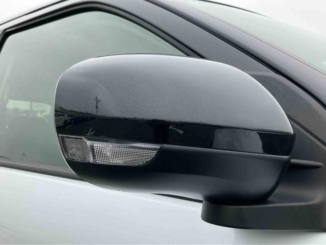 ロッキープレミアムG HEVハイブリッド 全車速追従クルコン ADB LEDヘッドライト オートライト リヤフォグ バックカメラ スマアシ コーナーセンサー シートヒーター キーフリー プッシュスタート 電動駐車ブレーキ アルミ(千葉県)の中古車