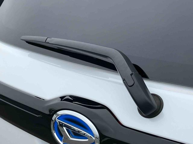 ロッキープレミアムG HEVハイブリッド 全車速追従クルコン ADB LEDヘッドライト オートライト リヤフォグ バックカメラ スマアシ コーナーセンサー シートヒーター キーフリー プッシュスタート 電動駐車ブレーキ アルミ(千葉県)の中古車