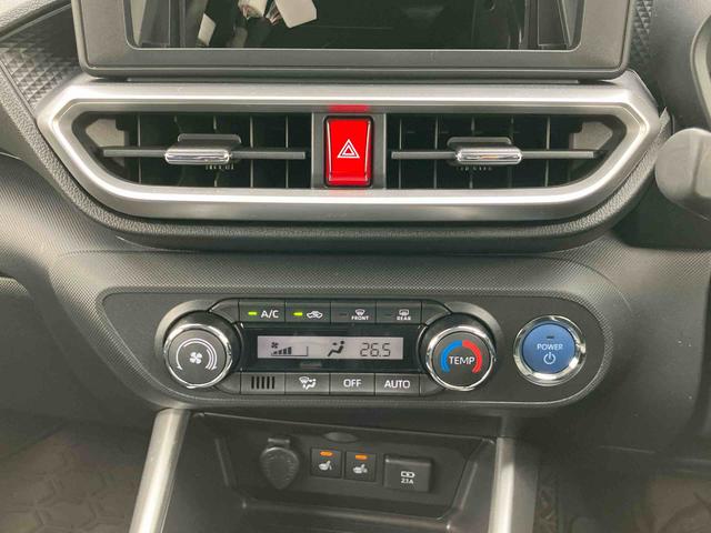 ロッキープレミアムG HEVハイブリッド 全車速追従クルコン ADB LEDヘッドライト オートライト リヤフォグ バックカメラ スマアシ コーナーセンサー シートヒーター キーフリー プッシュスタート 電動駐車ブレーキ アルミ(千葉県)の中古車