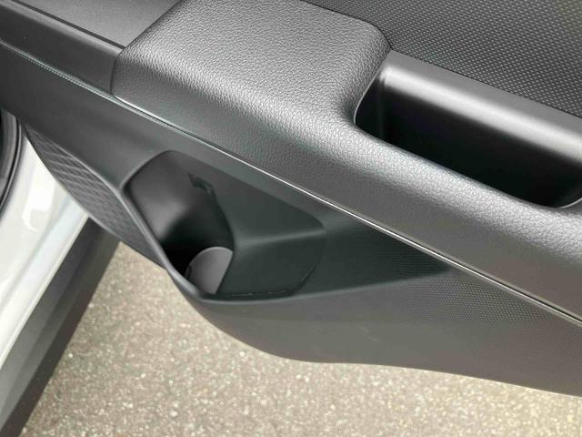 ロッキープレミアムG HEVハイブリッド 全車速追従クルコン ADB LEDヘッドライト オートライト リヤフォグ バックカメラ スマアシ コーナーセンサー シートヒーター キーフリー プッシュスタート 電動駐車ブレーキ アルミ(千葉県)の中古車