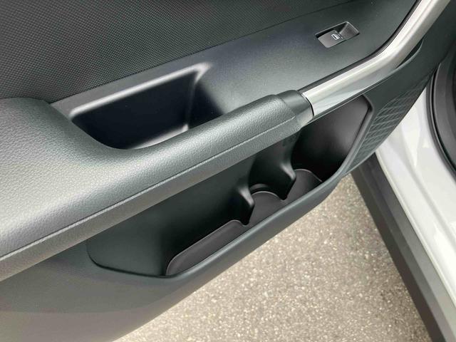 ロッキープレミアムG HEVハイブリッド 全車速追従クルコン ADB LEDヘッドライト オートライト リヤフォグ バックカメラ スマアシ コーナーセンサー シートヒーター キーフリー プッシュスタート 電動駐車ブレーキ アルミ(千葉県)の中古車