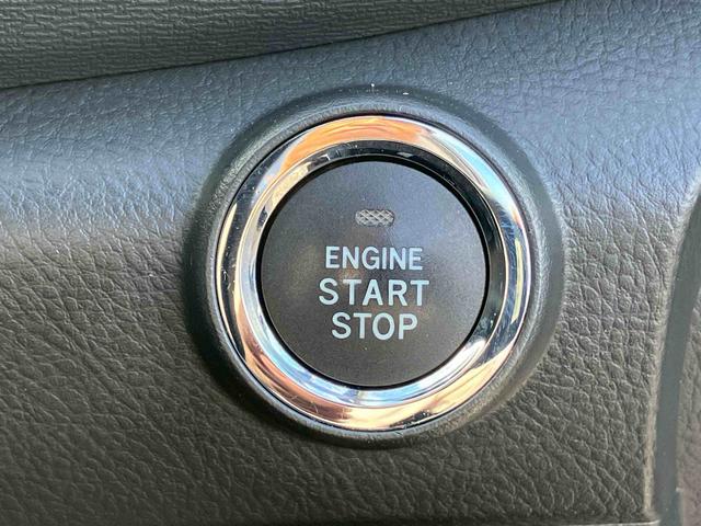 アイシスプラタナ Vセレクションホワイトインテリアパッケージナビ/TV/DVD/BT ETC 両側電動スライドドア オートエアコン アルミホイール プラズマクラスター フロントバンパー電動ポール 足踏み式駐車ブレーキ ステアリングリモコン キーフリーシステム(千葉県)の中古車