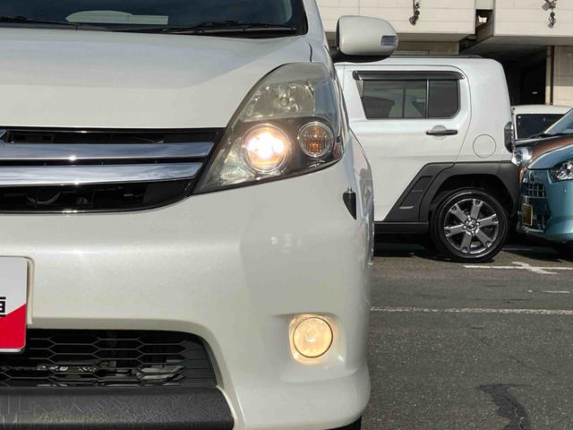 アイシスプラタナ Vセレクションホワイトインテリアパッケージナビ/TV/DVD/BT ETC 両側電動スライドドア オートエアコン アルミホイール プラズマクラスター フロントバンパー電動ポール 足踏み式駐車ブレーキ ステアリングリモコン キーフリーシステム(千葉県)の中古車