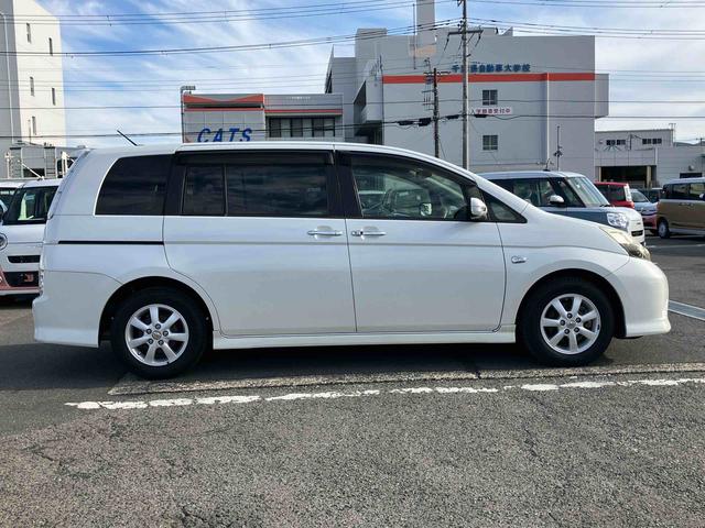 アイシスプラタナ Vセレクションホワイトインテリアパッケージナビ/TV/DVD/BT ETC 両側電動スライドドア オートエアコン アルミホイール プラズマクラスター フロントバンパー電動ポール 足踏み式駐車ブレーキ ステアリングリモコン キーフリーシステム(千葉県)の中古車