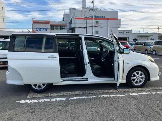 アイシスプラタナ Vセレクションホワイトインテリアパッケージナビ/TV/DVD/BT ETC 両側電動スライドドア オートエアコン アルミホイール プラズマクラスター フロントバンパー電動ポール 足踏み式駐車ブレーキ ステアリングリモコン キーフリーシステム(千葉県)の中古車
