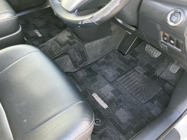 アイシスプラタナ Vセレクションホワイトインテリアパッケージナビ/TV/DVD/BT ETC 両側電動スライドドア オートエアコン アルミホイール プラズマクラスター フロントバンパー電動ポール 足踏み式駐車ブレーキ ステアリングリモコン キーフリーシステム(千葉県)の中古車