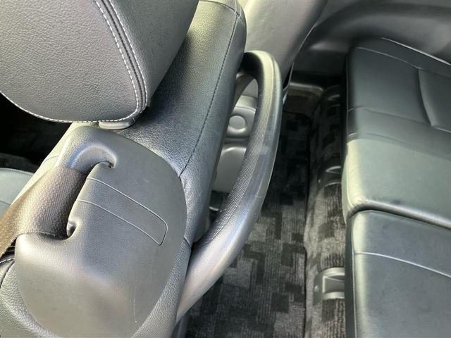 アイシスプラタナ Vセレクションホワイトインテリアパッケージナビ/TV/DVD/BT ETC 両側電動スライドドア オートエアコン アルミホイール プラズマクラスター フロントバンパー電動ポール 足踏み式駐車ブレーキ ステアリングリモコン キーフリーシステム(千葉県)の中古車