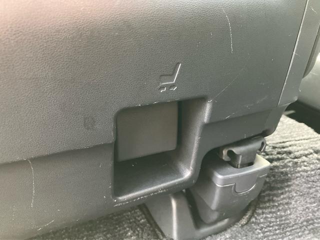 アイシスプラタナ Vセレクションホワイトインテリアパッケージナビ/TV/DVD/BT ETC 両側電動スライドドア オートエアコン アルミホイール プラズマクラスター フロントバンパー電動ポール 足踏み式駐車ブレーキ ステアリングリモコン キーフリーシステム(千葉県)の中古車