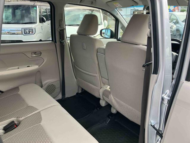 ムーヴL SAIIICDラジオチューナー AUX接続 衝突被害軽減ブレーキ 横滑り防止装置 アイドリングストップ オートハイビーム マニュアルレベリング機能付ハロゲンヘッドライト バニティーミラー付き左右サンバイザー(千葉県)の中古車