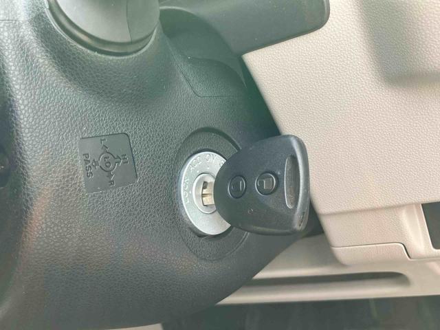 ムーヴL SAIIICDラジオチューナー AUX接続 衝突被害軽減ブレーキ 横滑り防止装置 アイドリングストップ オートハイビーム マニュアルレベリング機能付ハロゲンヘッドライト バニティーミラー付き左右サンバイザー(千葉県)の中古車