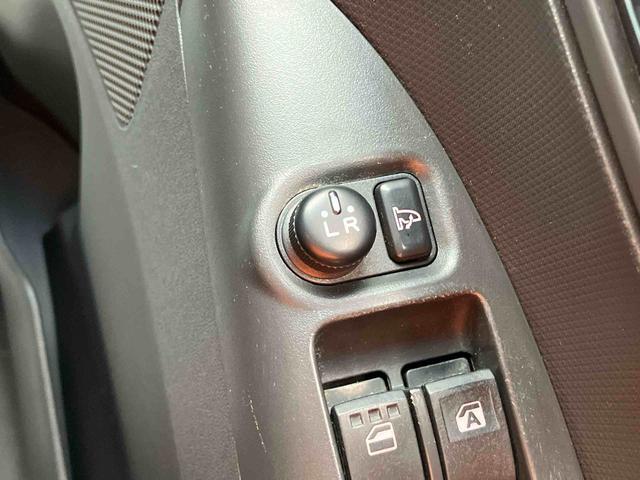 タントカスタムＸスペシャルナビ／ＤＴＶ／ＣＤ／ＤＶＤ／ＵＳＢ　助手席側パワスラ　ＨＩＤヘッドライト　ハロゲンフォグランプ　クリアテールランプ　１４インチアルミ　キーフリー　電動格納ドアミラー　オートＡＣ　アイドリングストップ（千葉県）の中古車