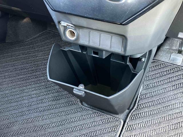 トールＧ　ＳＡIIナビ／ＢＴ／ＴＶ／ＤＩＳＣ／バックカメラ／ステアリングスイッチ　両側電動スライドドア　クルーズコントロール　オートライト　プッシュボタンスタート　オート格納ドアミラー　オートＡＣ　衝突被害軽減ブレーキ（千葉県）の中古車