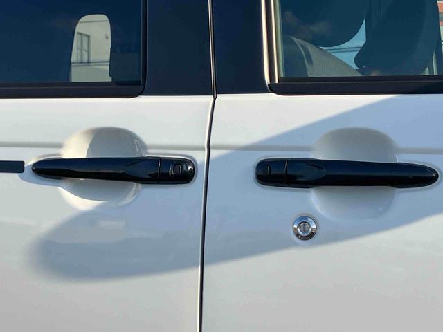 ムーヴキャンバスＧブラックアクセントＶＳ　ＳＡIIIナビ／ＴＶ／ＤＶＤ／ＢＴ／ＵＳＢ　全周囲カメラ　前後ドラレコ　ＬＥＤヘッドライト　オートライト　オートハイビーム　運転席シートヒーター　キーフリーシステム　盗難防止アラーム　両側Ｐスライド　革巻ステア（千葉県）の中古車