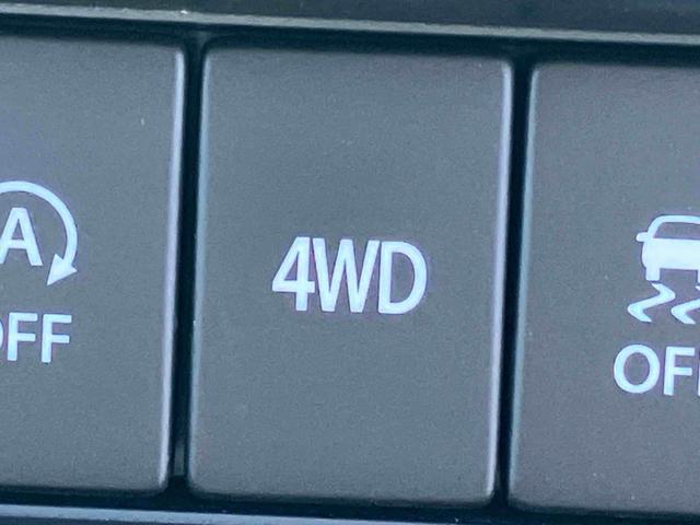 スーパーキャリイＸリミテッド　４ＷＤ４ＷＤ　荷台三方開　デュアルカメラサポート　ドラレコ　ＬＥＤヘッドランプ　オートライト　ＰＷ　荷台作業灯　オーバーヘッドシェルフ　キーレスエントリー　リヤゲートチェーン　バッテリーカバー　ＣＤ（千葉県）の中古車