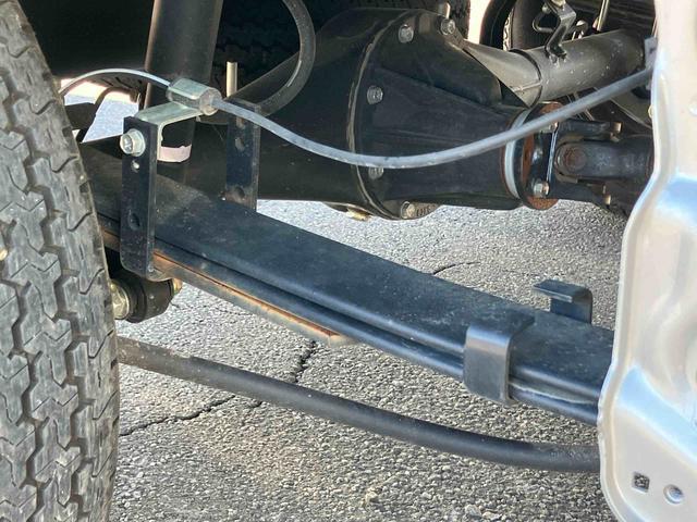 スーパーキャリイＸリミテッド　４ＷＤ４ＷＤ　荷台三方開　デュアルカメラサポート　ドラレコ　ＬＥＤヘッドランプ　オートライト　ＰＷ　荷台作業灯　オーバーヘッドシェルフ　キーレスエントリー　リヤゲートチェーン　バッテリーカバー　ＣＤ（千葉県）の中古車