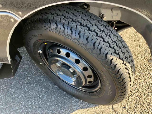 スーパーキャリイＸリミテッド　４ＷＤ４ＷＤ　荷台三方開　デュアルカメラサポート　ドラレコ　ＬＥＤヘッドランプ　オートライト　ＰＷ　荷台作業灯　オーバーヘッドシェルフ　キーレスエントリー　リヤゲートチェーン　バッテリーカバー　ＣＤ（千葉県）の中古車