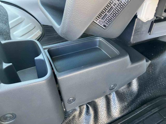 スーパーキャリイＸリミテッド　４ＷＤ４ＷＤ　荷台三方開　デュアルカメラサポート　ドラレコ　ＬＥＤヘッドランプ　オートライト　ＰＷ　荷台作業灯　オーバーヘッドシェルフ　キーレスエントリー　リヤゲートチェーン　バッテリーカバー　ＣＤ（千葉県）の中古車