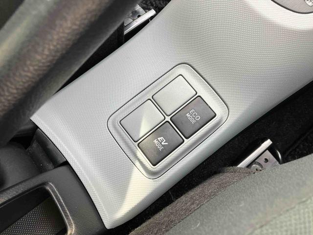 アクアＳナビ／ＴＶ／ＤＶＤ／ＢＴ　バックカメラ　ＥＴＣ　ハイブリッド　前後クリアランスセンサー　オートエアコン　シートリフター　ゲート式シフトレバー　サイドレバー式駐車ブレーキ　キーレスエントリー　ステリモ（千葉県）の中古車